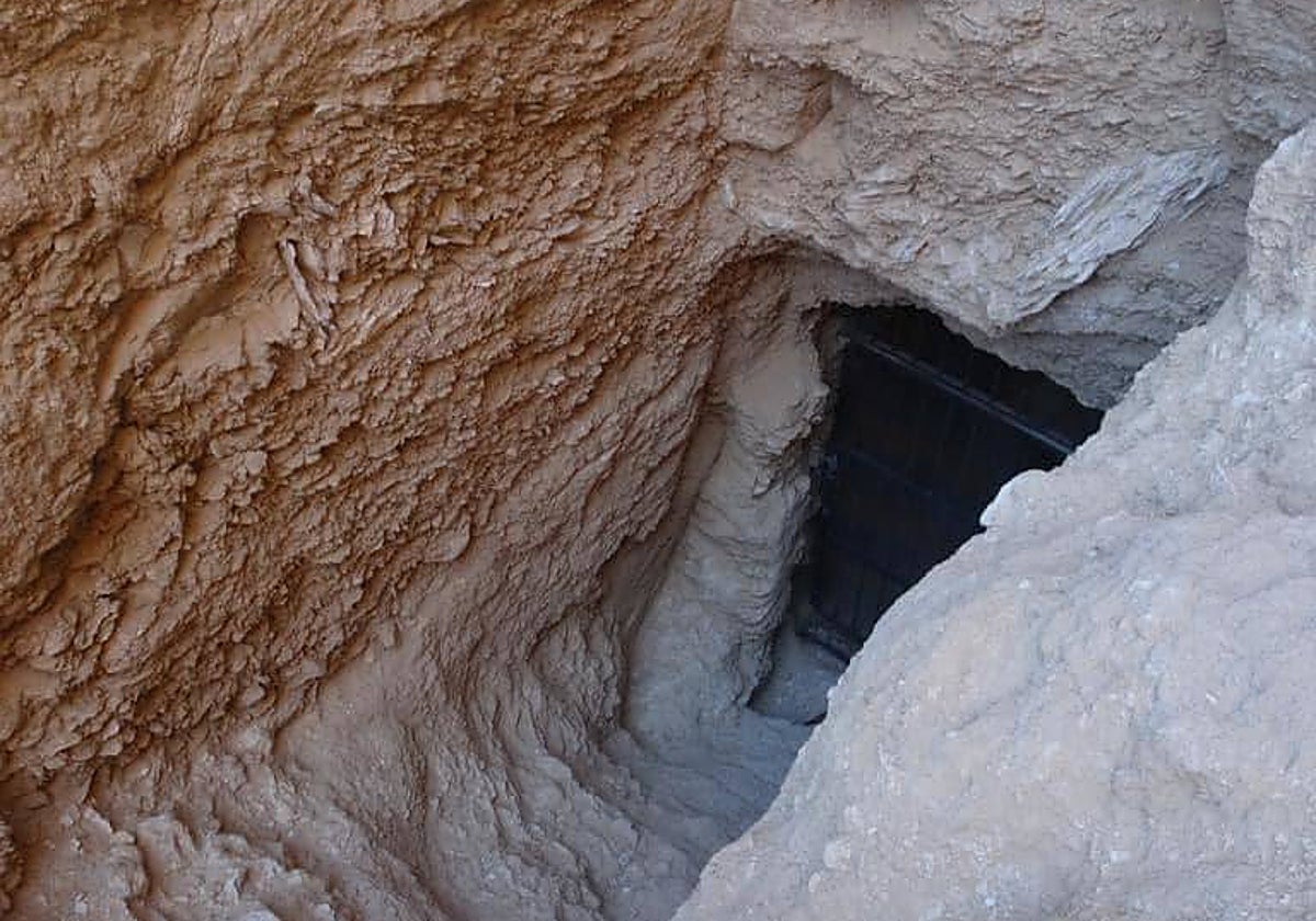 La entrada a la nueva tumba descubierta en Luxor