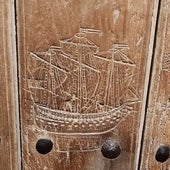 La puerta antigua que escondía un histórico navío de la batalla de Trafalgar