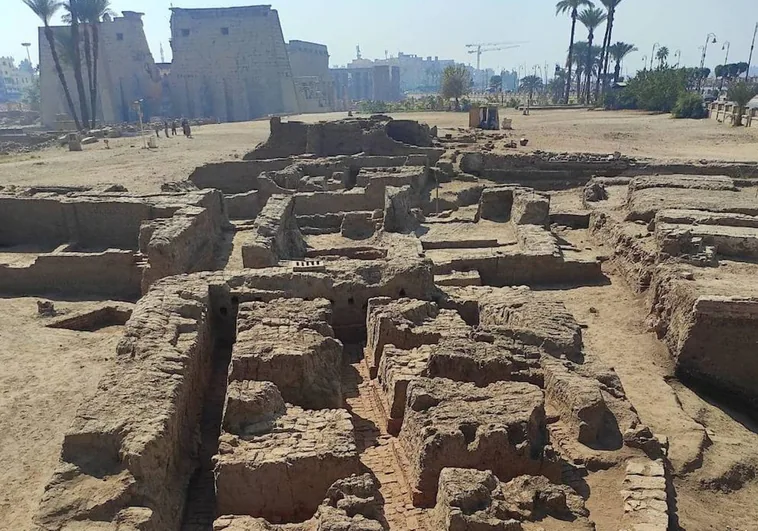 Egipto descubre una ciudad romana cerca del templo de Luxor