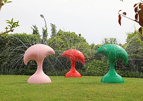 Imagen secundaria 1 - Arriba, 'Gateway' (2009). Sobre estas líneas, 'Fontanelas' (1999) y portada de 'Liquid Love'