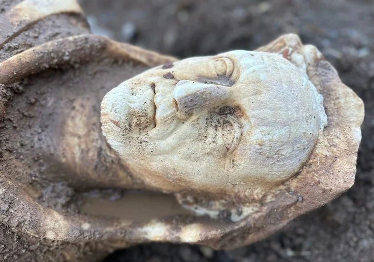 Asombroso hallazgo de la estatua de un Hércules en la antigua Vía Apia