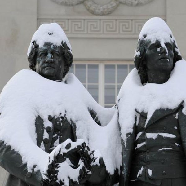 Goethe contra la violencia y las amantes