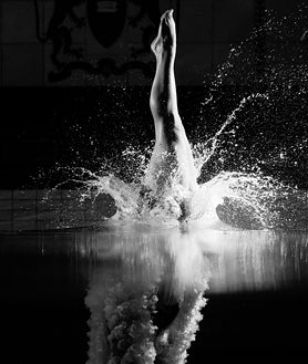 Imagen secundaria 2 - Arriba, Andy Warhol por Oliviero Toscani en 1974. Sobre estas líneas, aportaciones de André Kertész ('