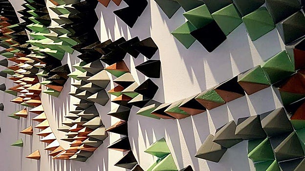 Instalación con conos de cerámica. Galería Viloria Blanco (2016)