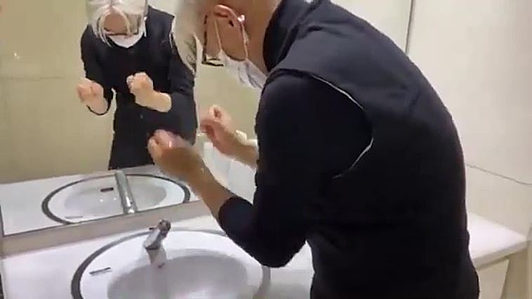 Muere el legendario músico y compositor japonés Ryuichi Sakamoto a los 71 años