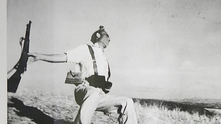 Valencia acoge una exposición de Robert Capa que repasa el siglo XX en fotos