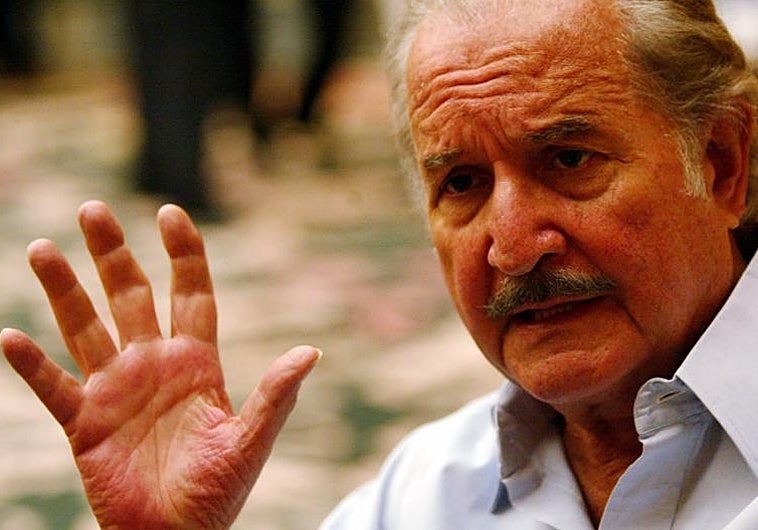 El escritor mexicano Carlos Fuentes