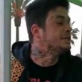 El rapero Cecilio G agrede a la candidata de Vox en Lloret de Mar: «Eres una puta del Estado»