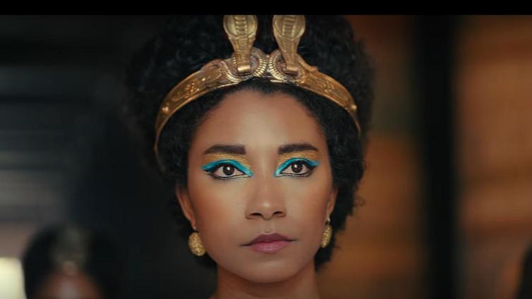 «Cleopatra era de piel clara», responde Egipto a Netflix