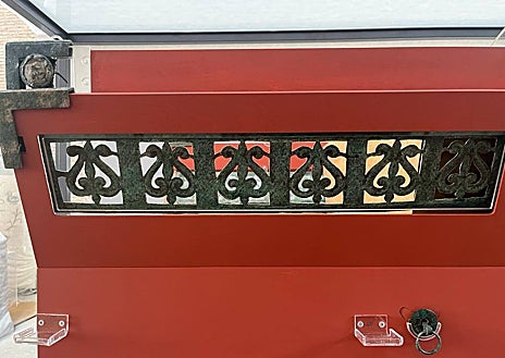 Imagen secundaria 1 - Tres aspectos de la carroza reconstruida