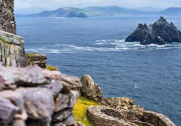 El misterio de Skellig, cómo una isla rocosa dio alas a una obra maestra de la literatura infantil