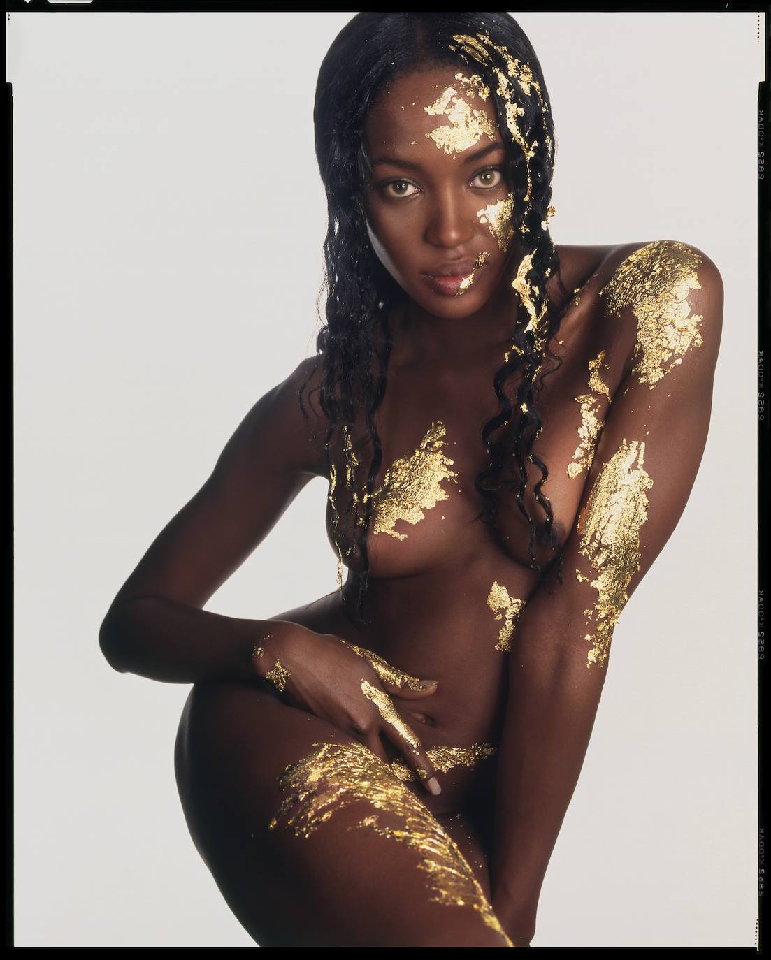 Naomi Campbell fotografiada por Richard Avedon en el Calendario Pirelli de 1995. 