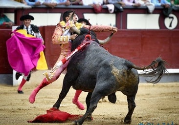 Heroico Ureña en la gran victorinada de la Corrida de la Prensa