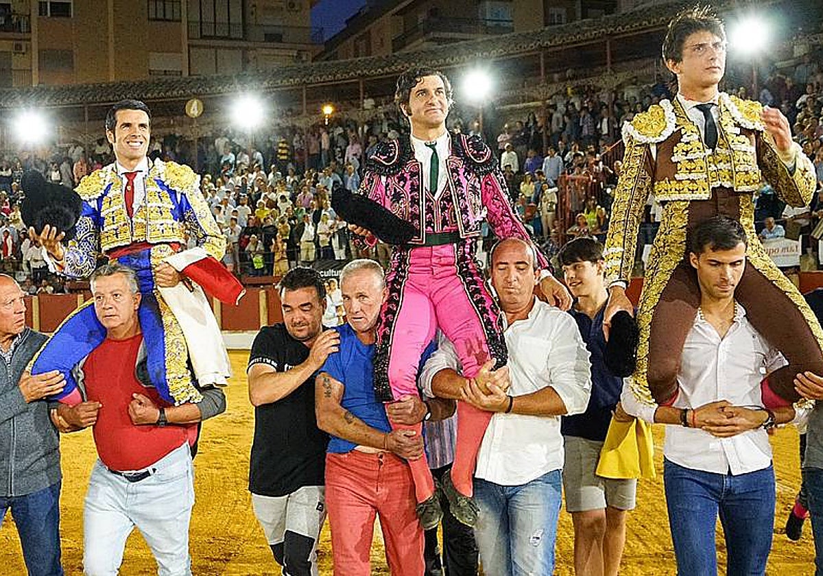 Morante, de Justo y Roca Rey a hombros la temporada pasada