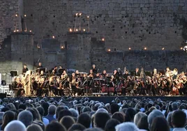 Los Conciertos de las Velas iluminan Pedraza al calor de música clásica