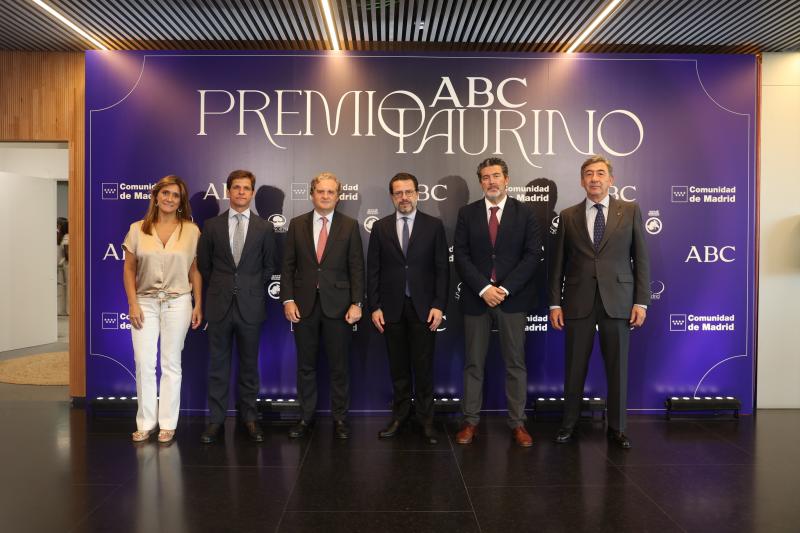 Ana Delgado, El Juli, Ignacio Ybarra, Javier Fernández-Lasquetty, Julián Quirós y Santiago de León y Domeq