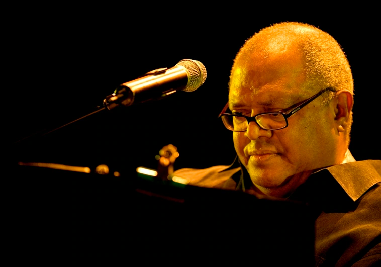 Pablo Milanés en un concierto en 2008 en Madrid