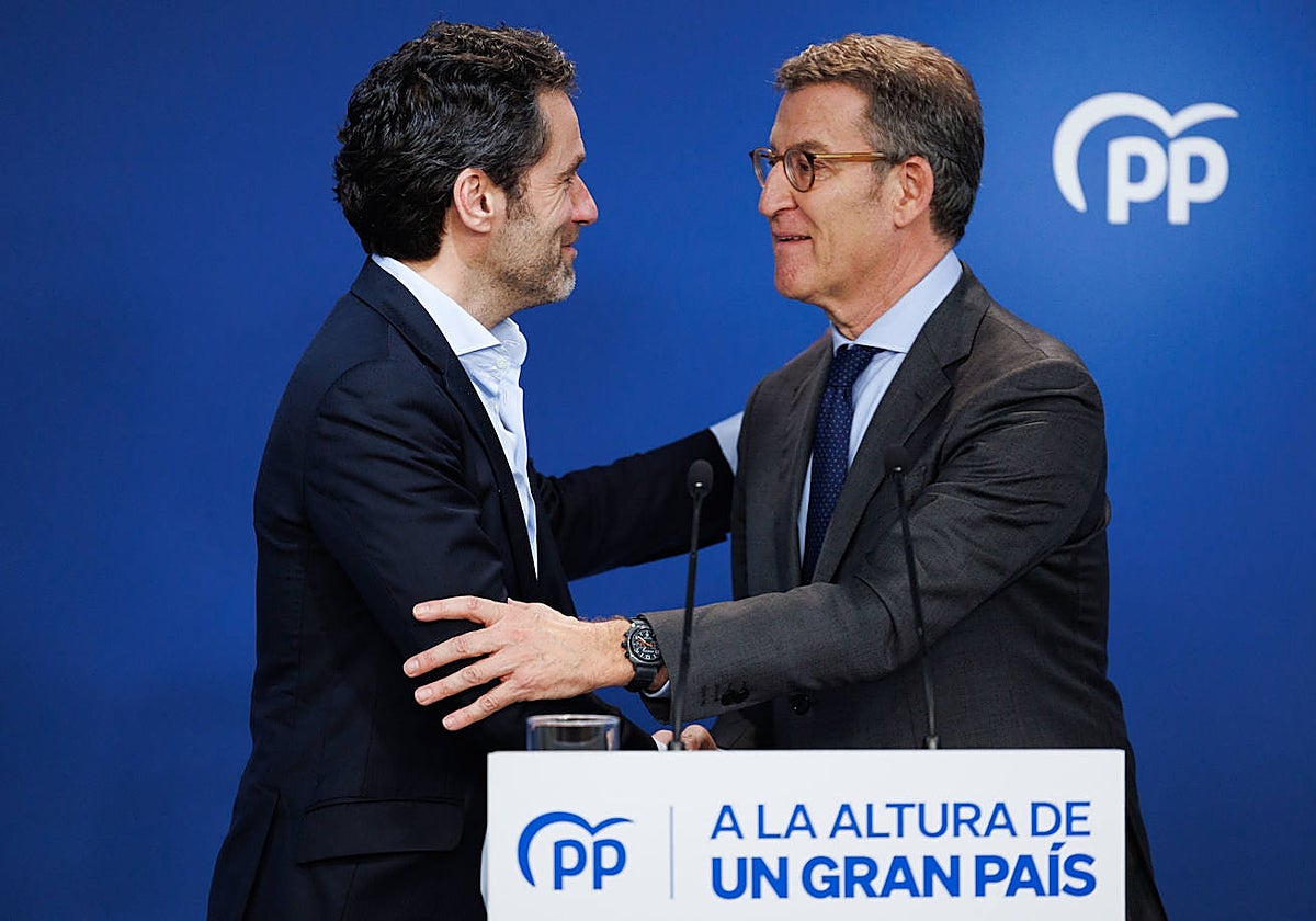 Borja Sémper y Alberto Núñez Feijóo, en una imagen de archivo