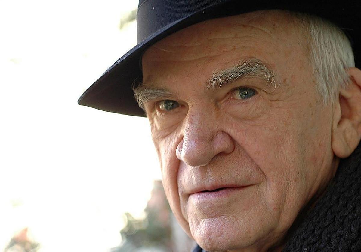 Muere el escritor checo Milan Kundera