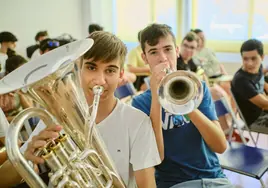 Caudete, la capital mundial del 'brass' que hace vibrar a los jóvenes