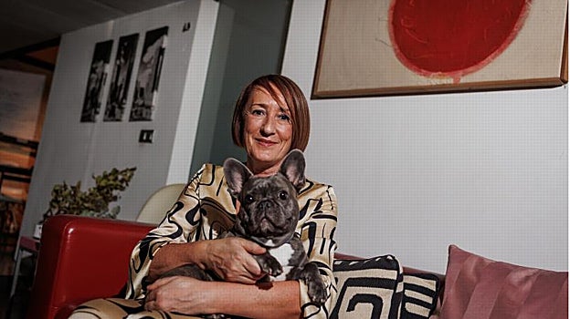 Prado Arenas junto a Chanel