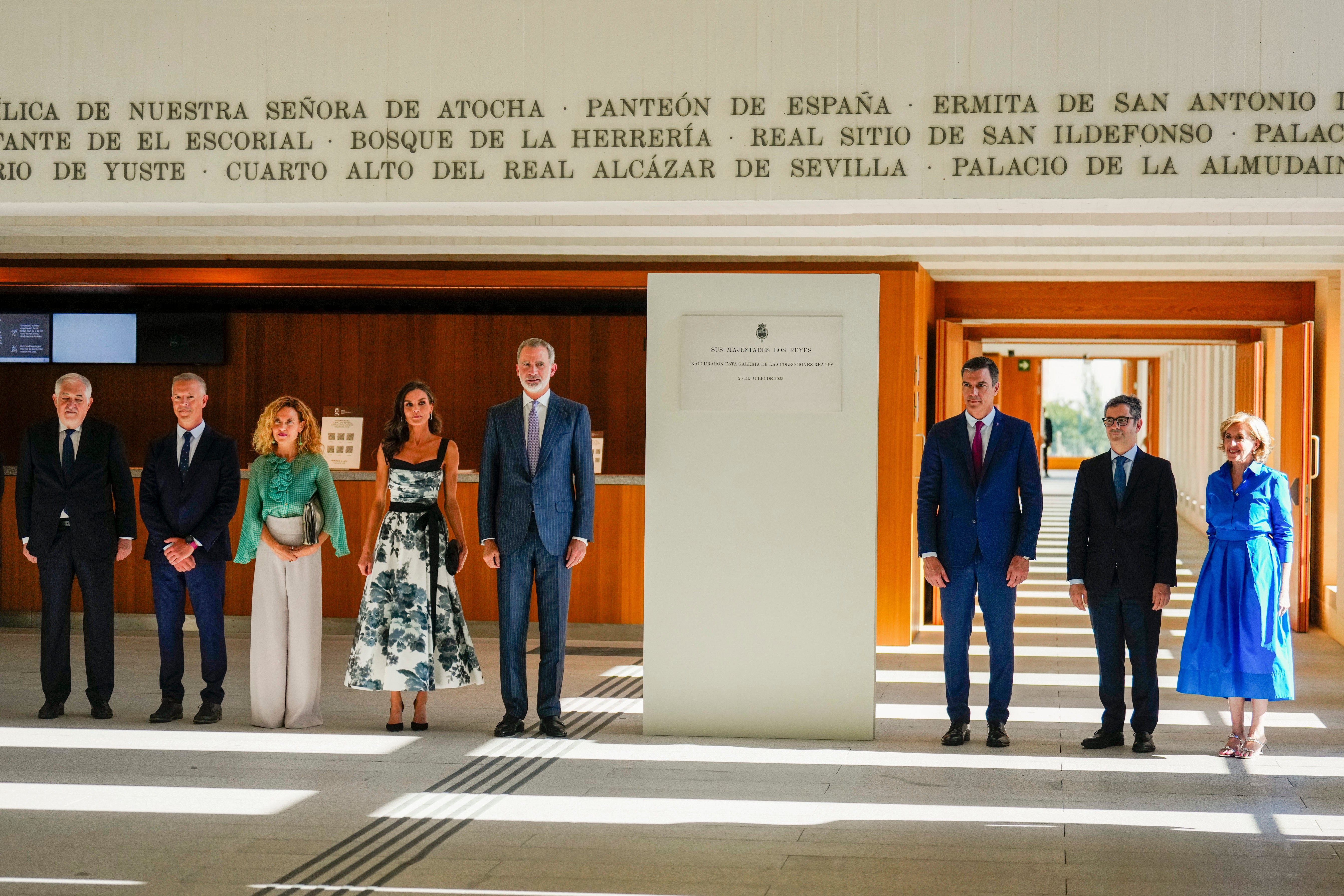 Los reyes Felipe VI y Letizia, inauguran la Galería de las Colecciones Reales, acompañados por el presidente del Gobierno, Pedro Sánchez, el ministro de la Presidencia, Relaciones con las Cortes y Memoria Democrática, Félix Bolaños, la presidenta del Congreso, Meritxell Batet, y el presidente del Senado, Ander Gil, entre otros