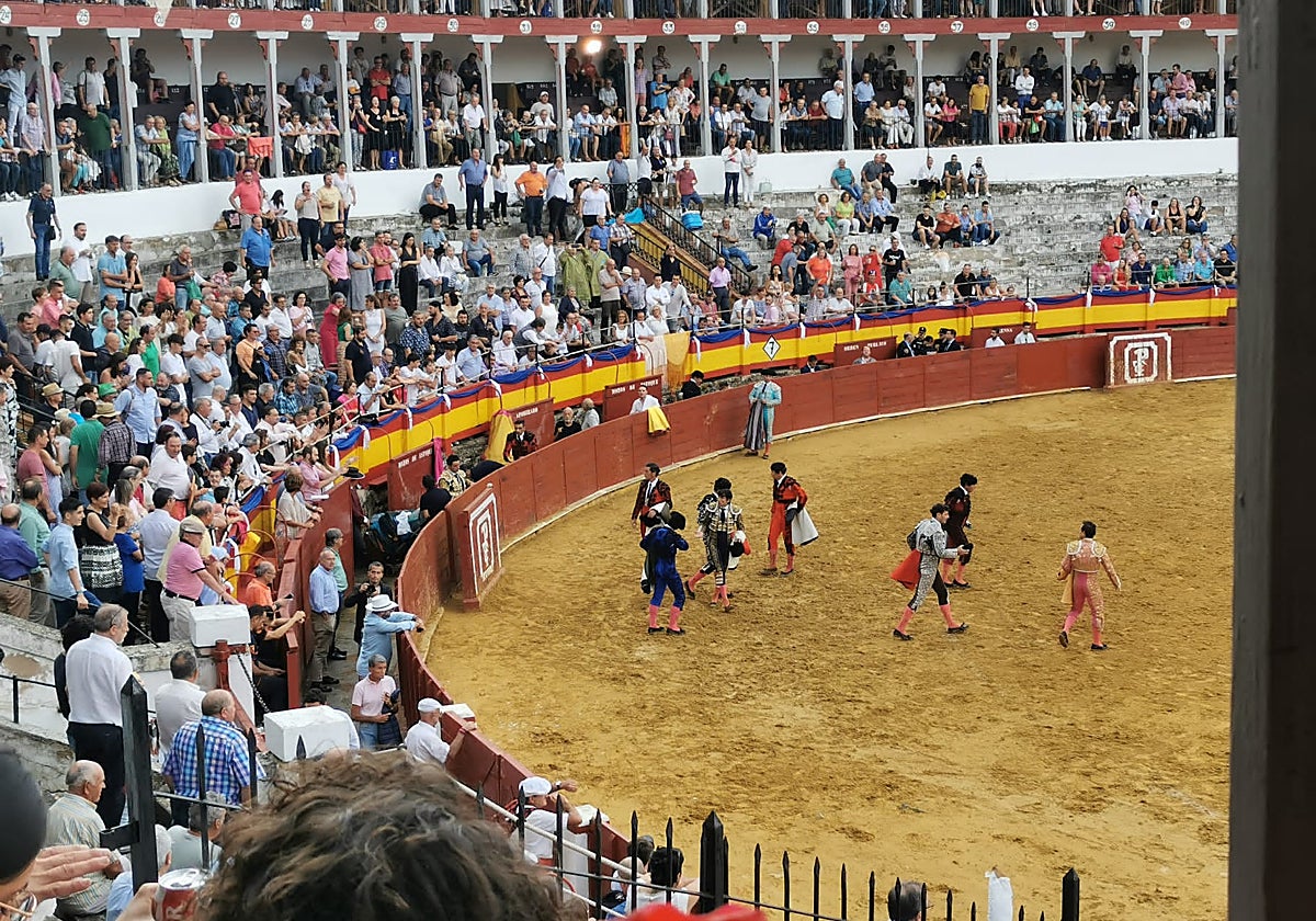 Los tendidos de la plaza de Calatayud