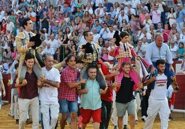 Y la afición salió embistiendo con la excelente corrida de Victoriano del Río