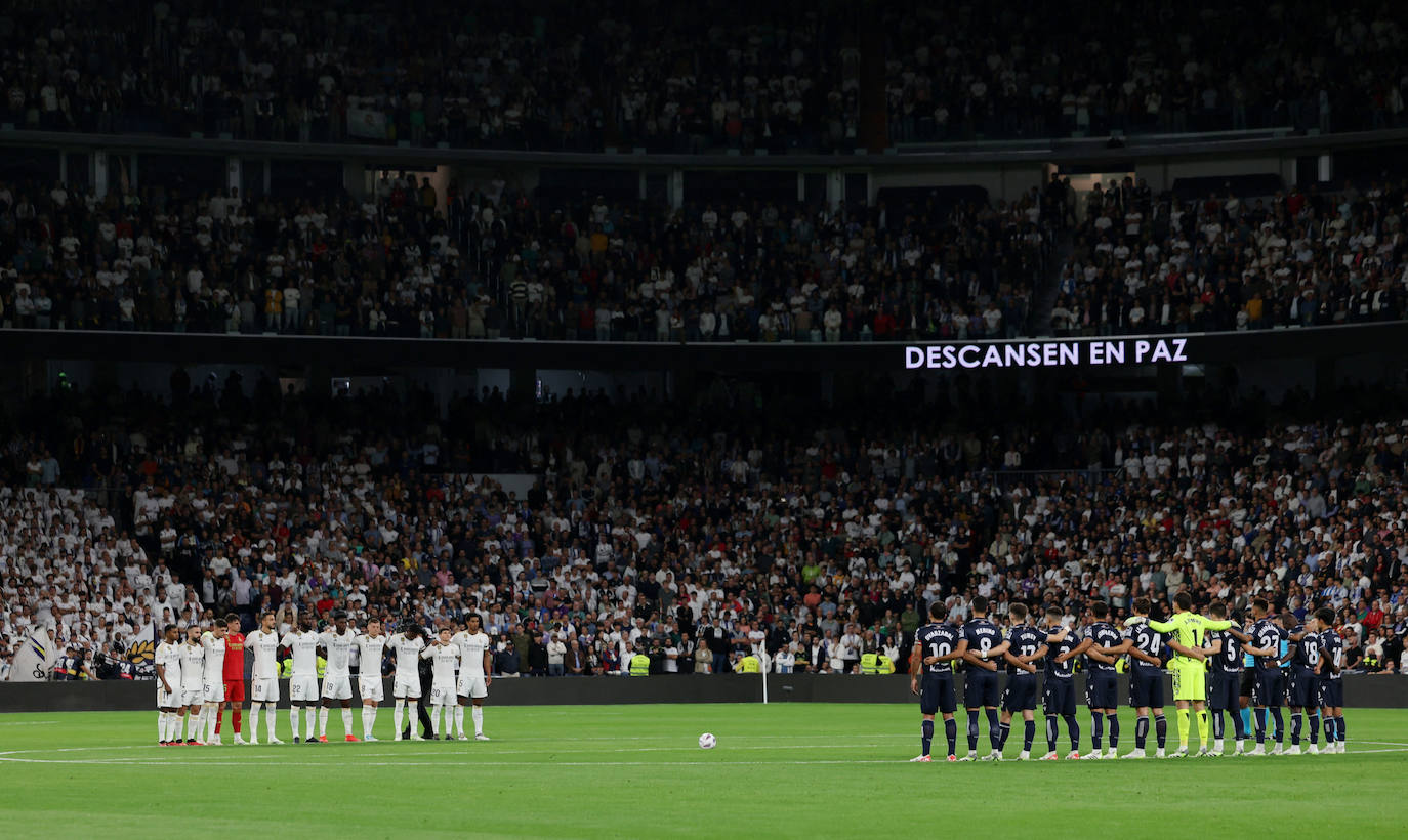 En todos los campos de fútbol de La Liga se guardó un minuto de silencio en honor a Pepe Domingo Castaño, además de las víctimas del terremoto de Marruecos y las inundaciones en Libia.