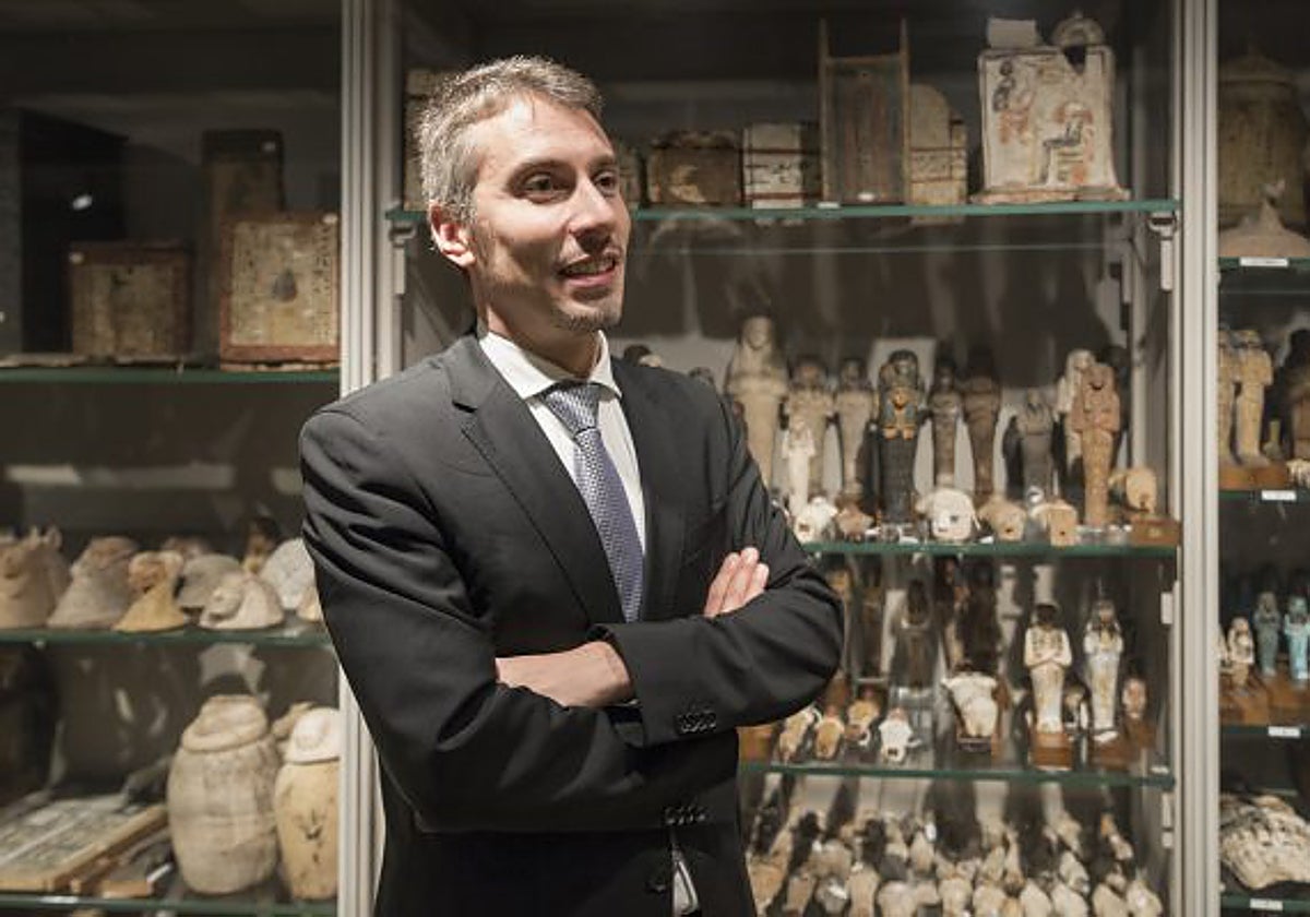 Christian Greco en el Museo Egipcio de Turín