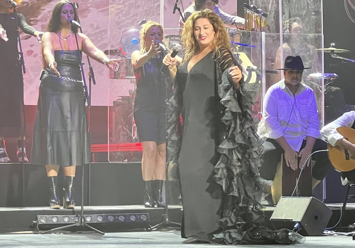 Estrella Morente, durante el pase gráfico de 'Oco'