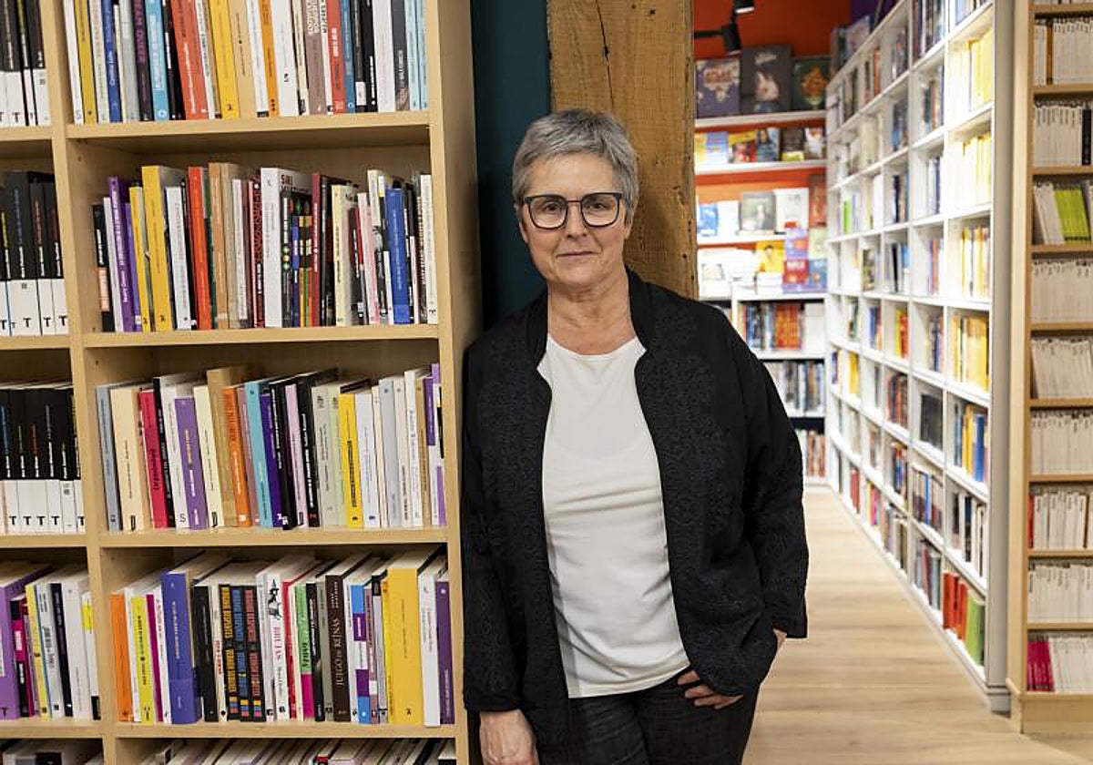 Su madre ya leía mucho, y desde pequeña tuvo a su disposición una buena biblioteca tanto de clásicos como de novedades