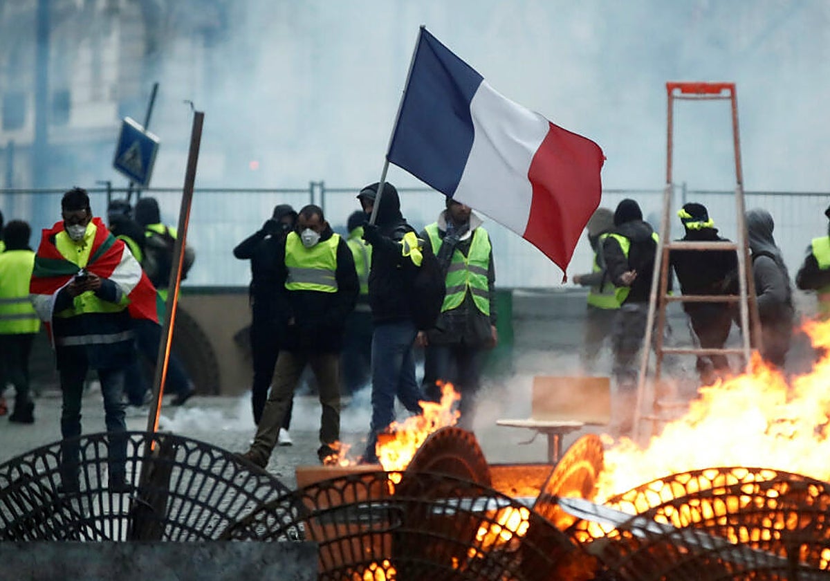 Los chalecos amarillos protagonizaron manifestaciones y altercados