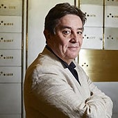 Luis García Montero contra Anna Caballé: de voz y de bozal