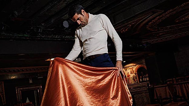 Emilio de Justo, a la verónica sobre el tablao madrileño