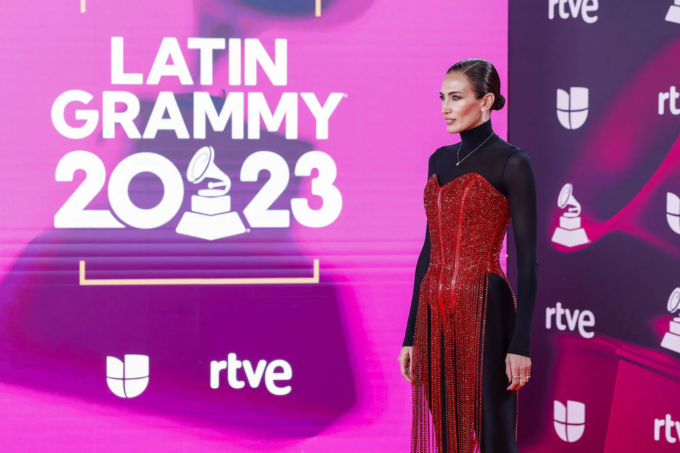 La modelo Nieves Álvarez en la alfombra roja