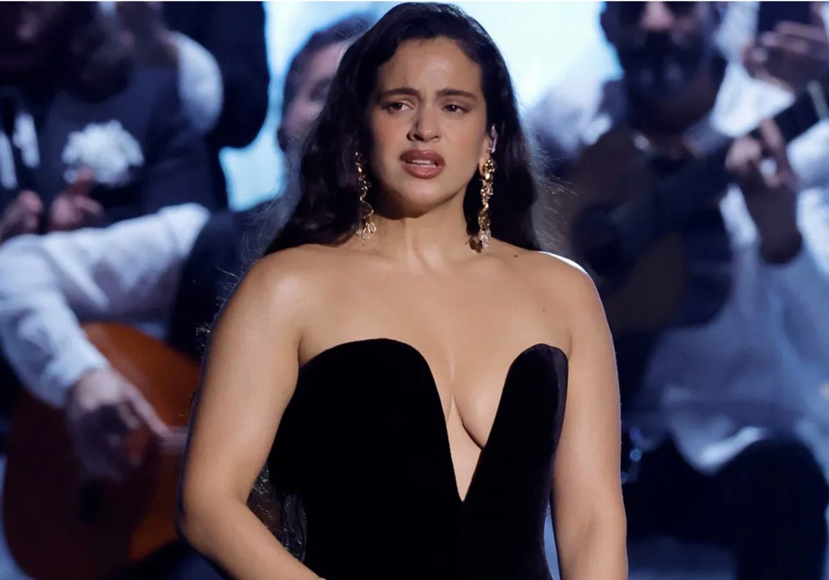 Rosalía, durante su actuación en la gala de los Latin Grammy celebrada en Sevilla