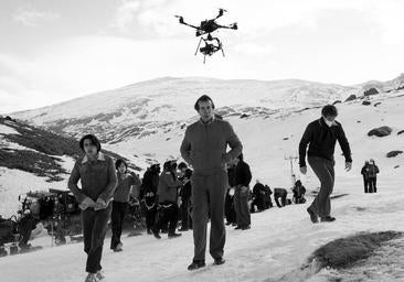 La aventura de rodar 'La sociedad de la nieve', una 'performance' para viajar al corazón helado de las tinieblas