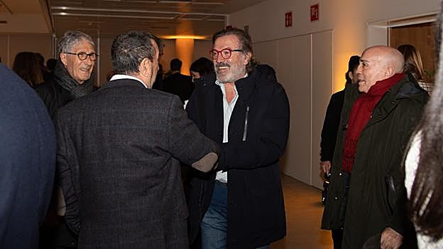 La entrega del galardón y los asistentes al acto, en imágenes