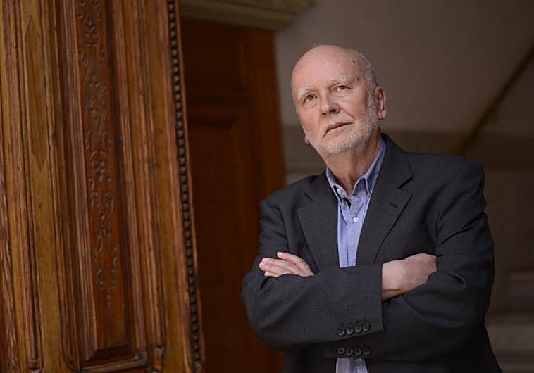 Adam Zagajewski (Lvov, actualmente Ucrania, 1945) es una de las más relevantes voces