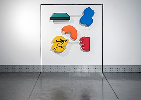 Imagen secundaria 1 - Sobre estas líneas, algunas de las propuestas de la muestra de Diego Balazs en Iniciarte-Córdoba