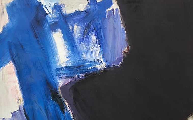 Imagen principal - Sobre estas líneas, 'Yellow and Brown" (1958) y 'Sin título' (1961). Arriba, 'Homenaje a Kline' (1962)