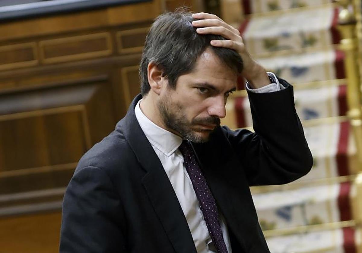 El ministro de Cultura Ernest Urtasun en una imagen de archivo durante un pleno del Congreso