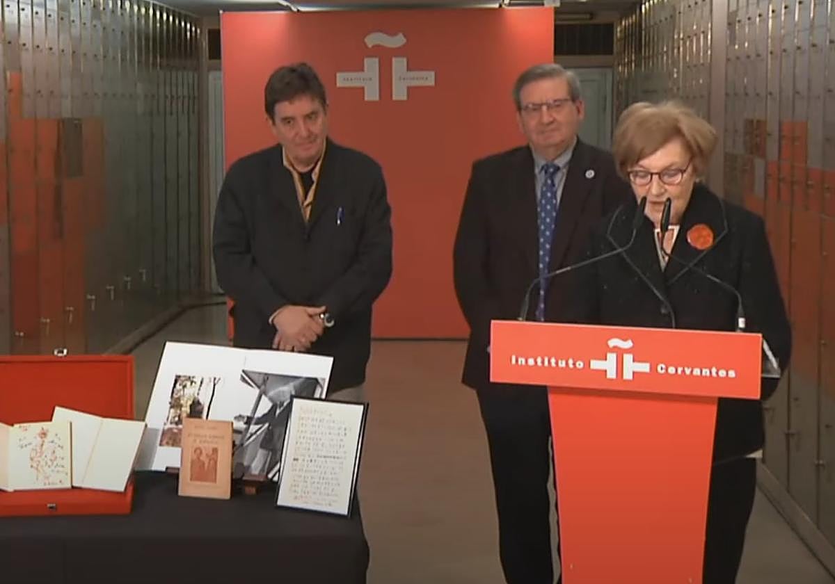 Luis García Montero, Fernando Martínez y Teresa Alberti