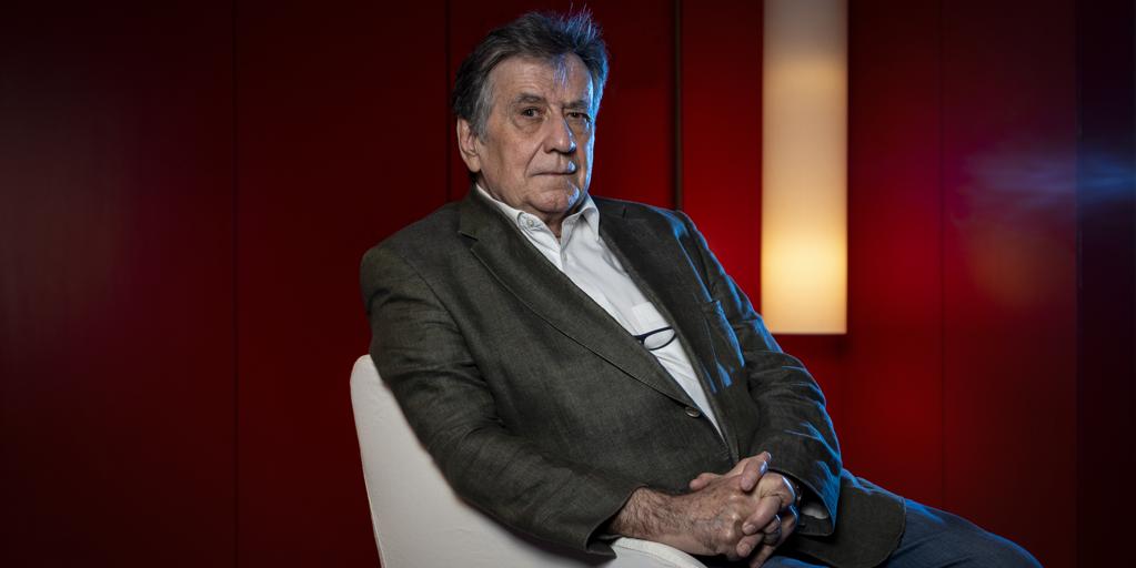 Luis Landero: “Her zaman memnuniyetsizlikten yazıyorsun.  Mutlu insanlar hayal kurmaz, neden?