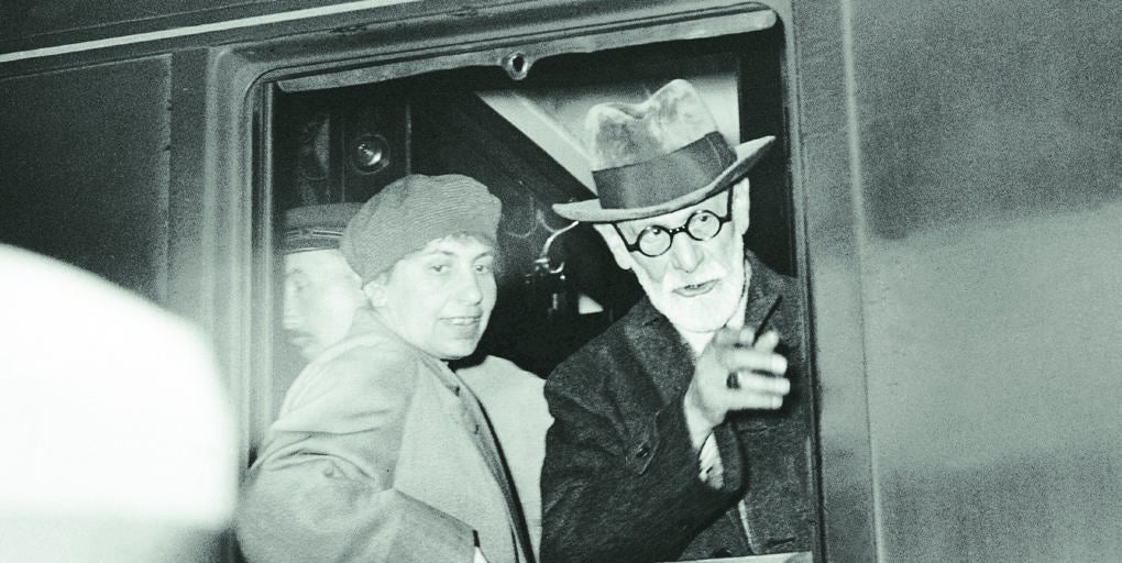 娘、大使、ナチス将校、フロイトをヒトラーの手から救った異色の部隊