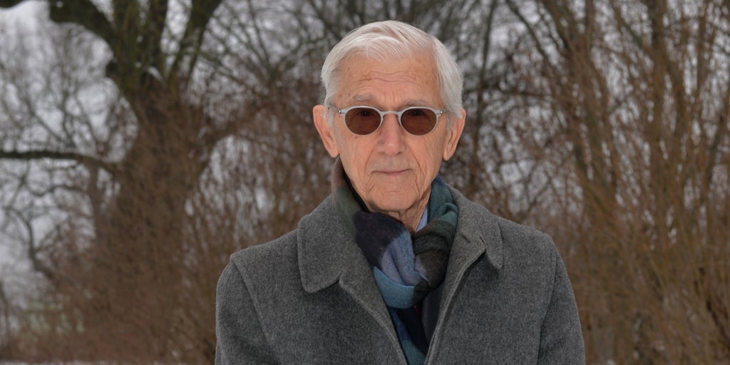 Nazileri unutmayan İsveçli Rum Theodor Kallifatides: “Hikaye uydurmuyorum, hikayelerim var”