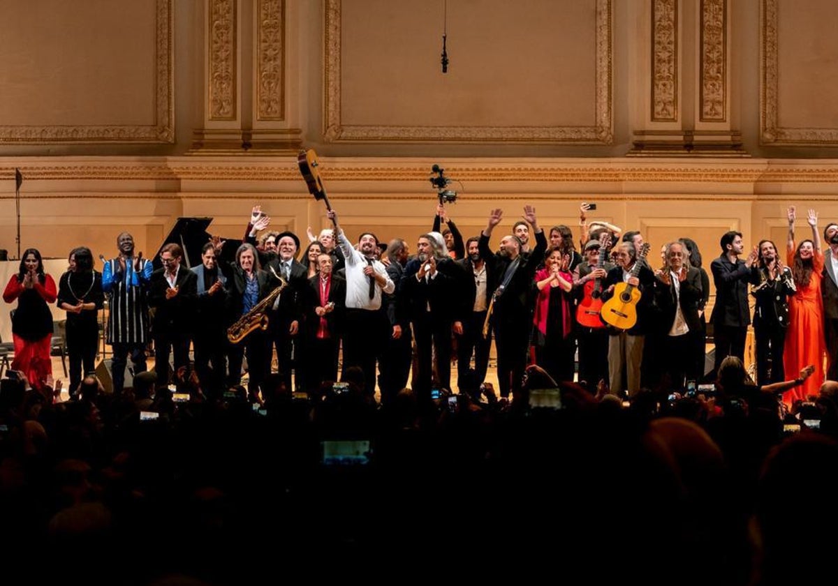 Imagen del final del concierto en el Carnegie Hall