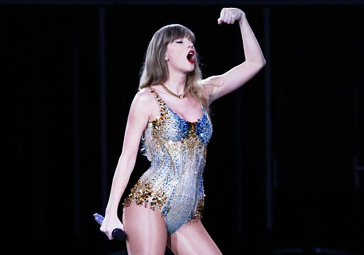 La cantante Taylor Swift en uno de sus conciertos en Singapur
