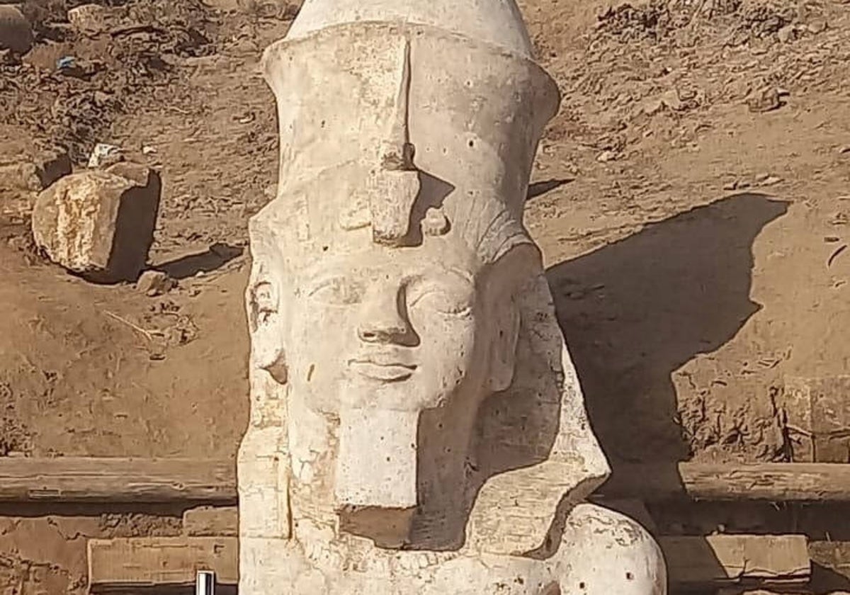 La parte superior de la estatua de Ramsés II hallada en la región de Menia